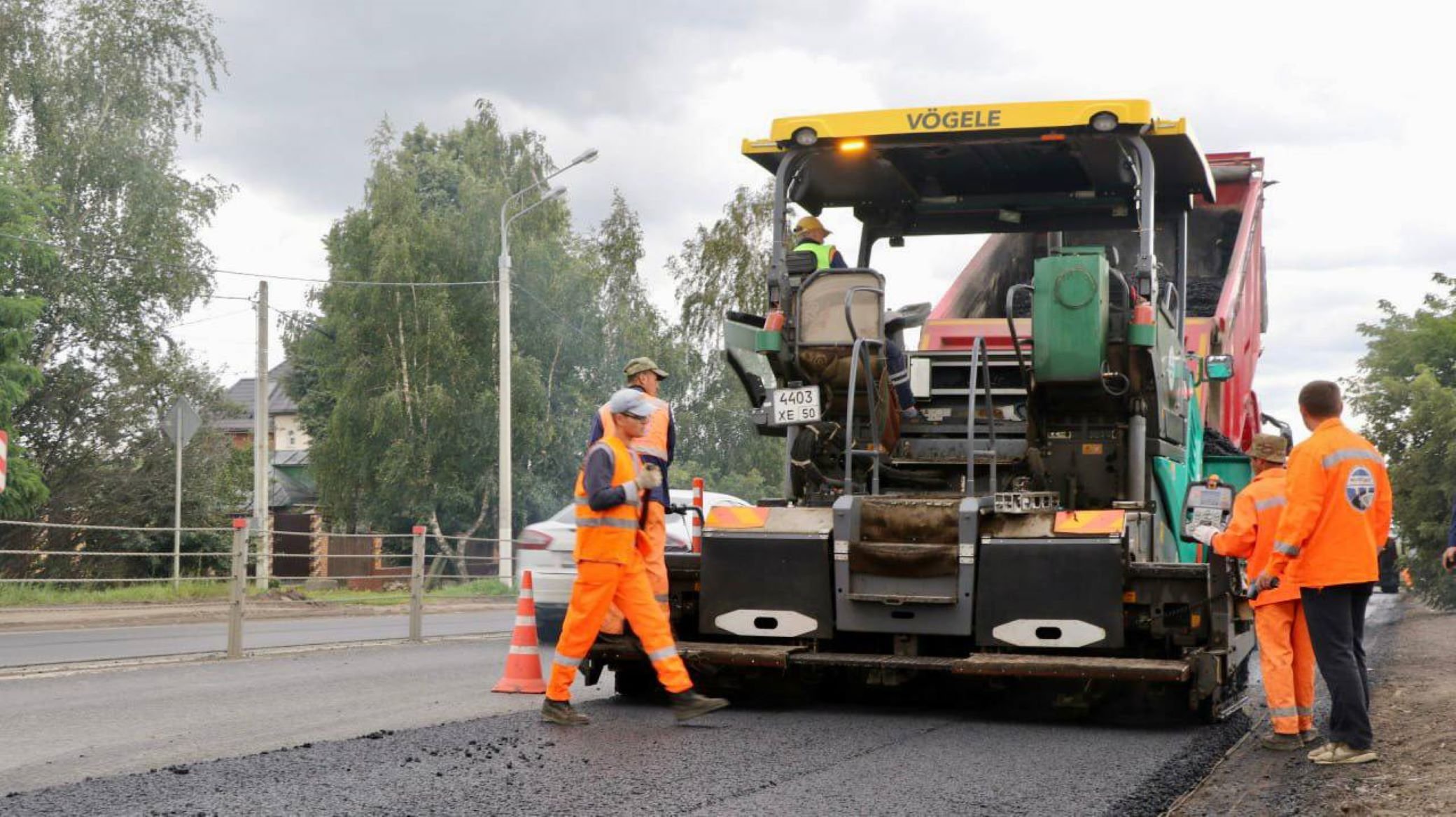 В Луховицах закончили укладку нового покрытия на трех региональных дорогах