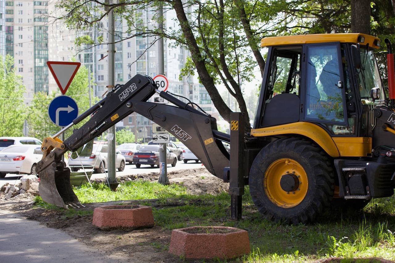 Свыше 20 км новых тротуаров вдоль дорог построят в Подмосковье до конца сезона