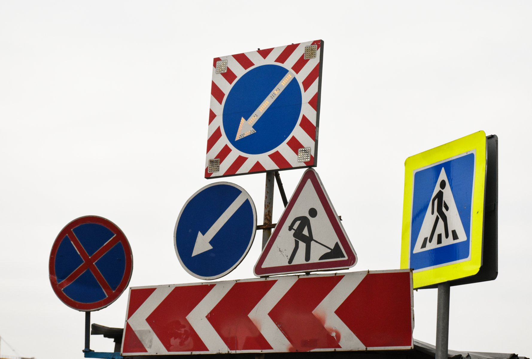 Схема движения на выездах с Пироговского шоссе в Мытищах временно изменена