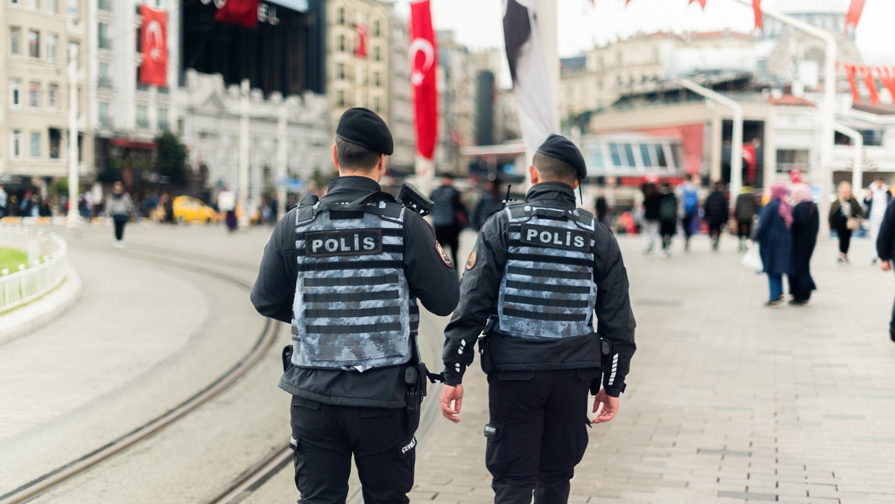 Террорист-смертник взорвал себя около здания МВД в Анкаре