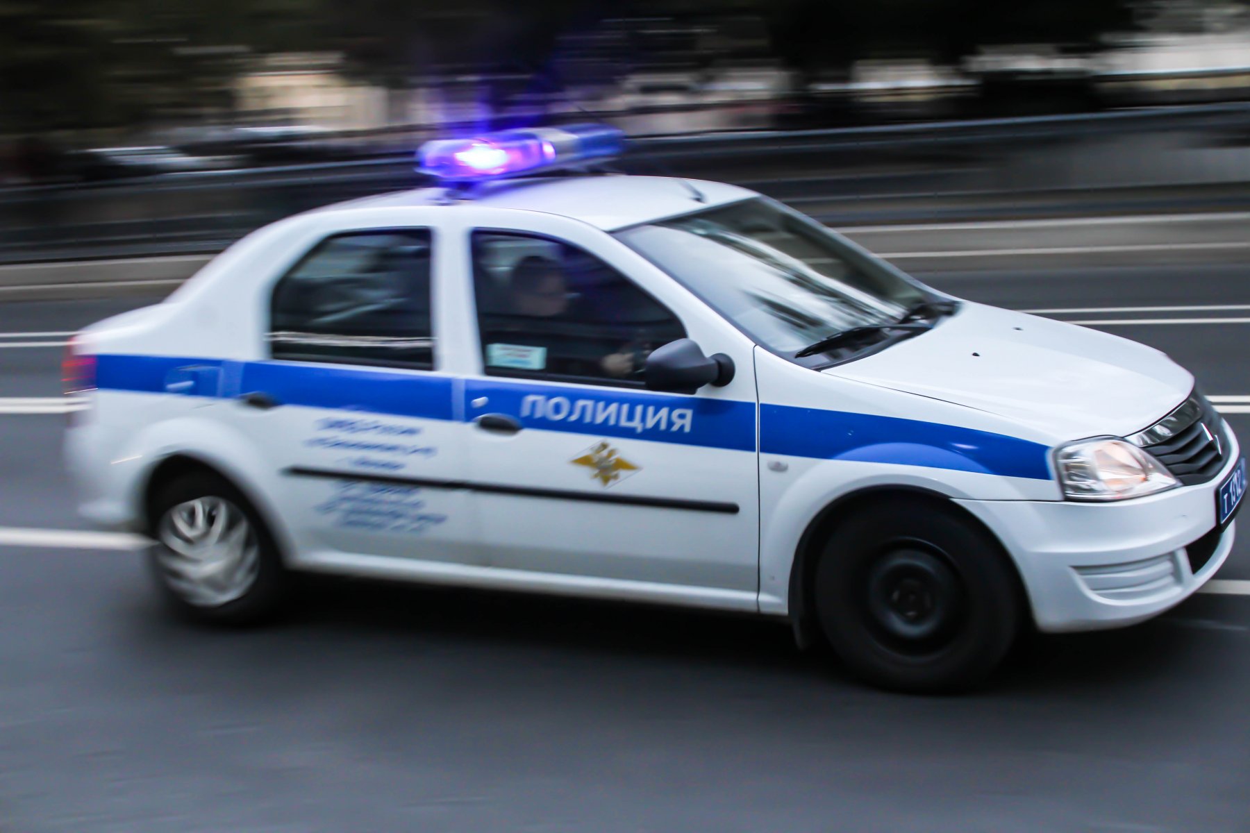 В Москве водитель такси пытался дать взятку полицейскому за езду в нетрезвом виде