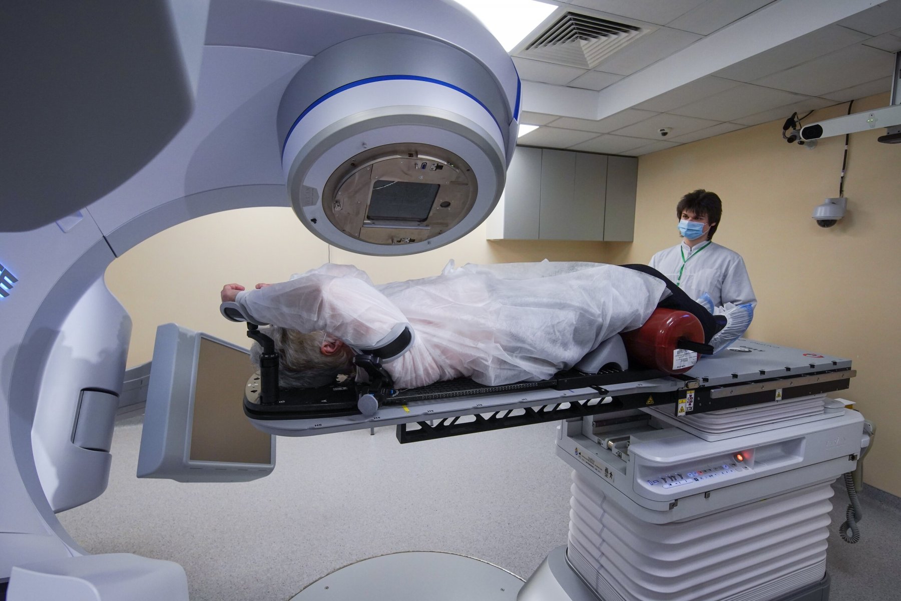 Более 100 единиц оборудования установили в онкологических отделениях подмосковных больниц