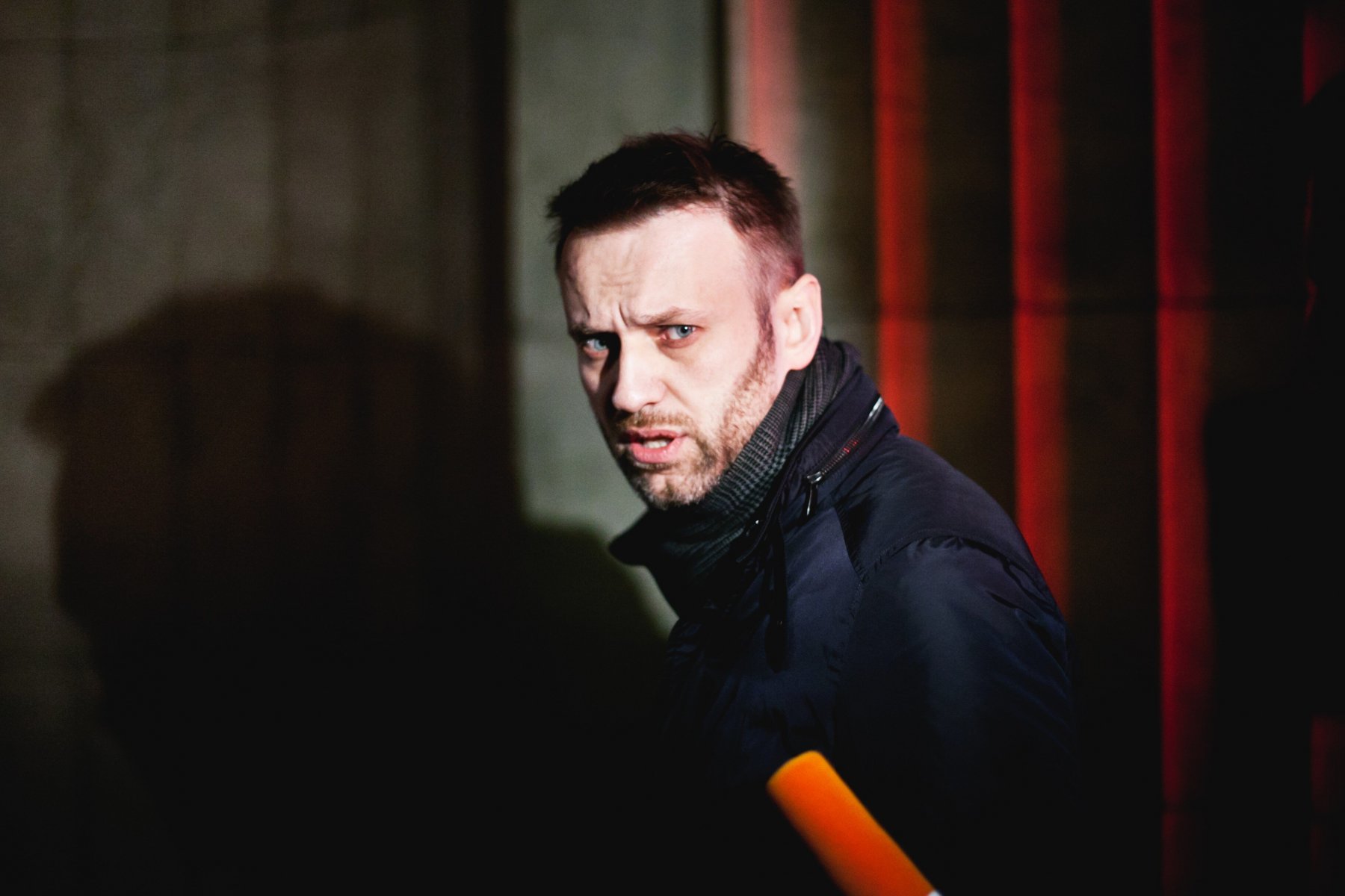 Адвокат Навального* заявил об установлении местонахождения политика