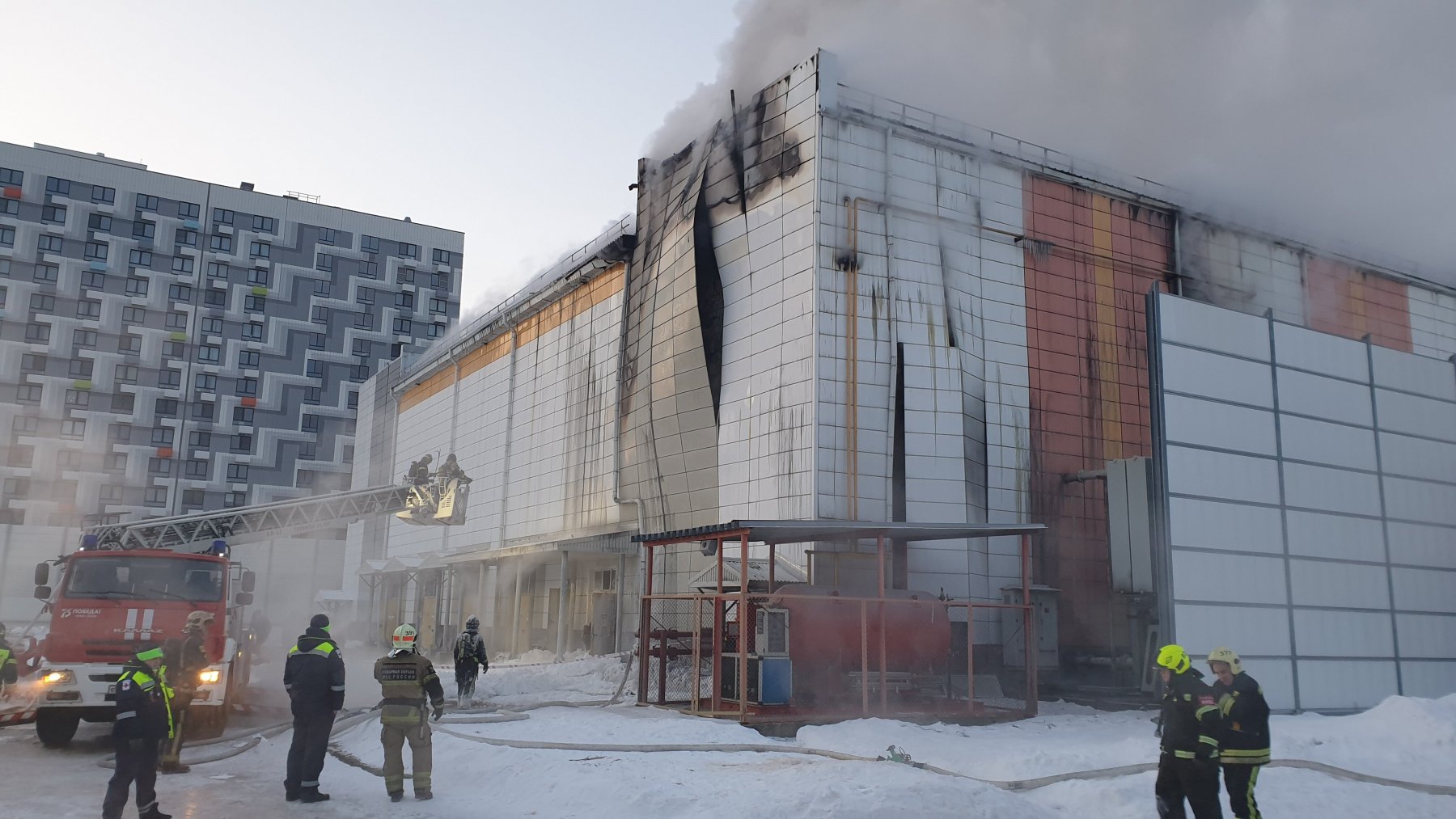 После пожара на подстанции в Москве создали оперштаб