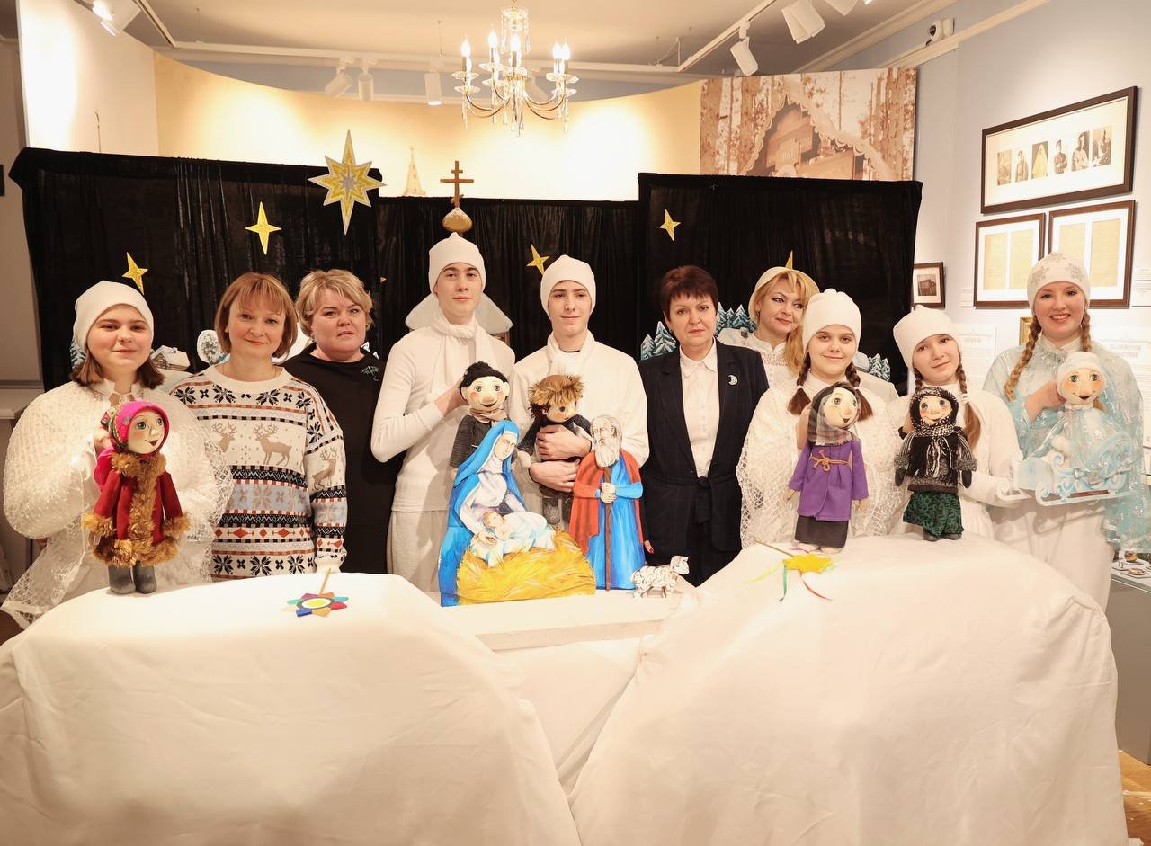 Благотворительная Рождественская елка собрала ребят из Волоколамского округа в Музее семьи Великого Князя Константина Константиновича