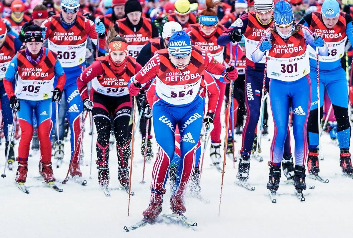 Гонка легкова результаты женщины. Гонка Легкова 2024. Зимние игры лыжные гонки. Олимпийские чемпионы по лыжным гонкам.