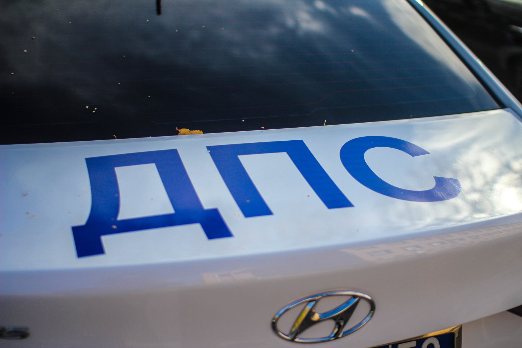 В Химках полицейский на Nissan столкнулся с четырьмя автомобилями