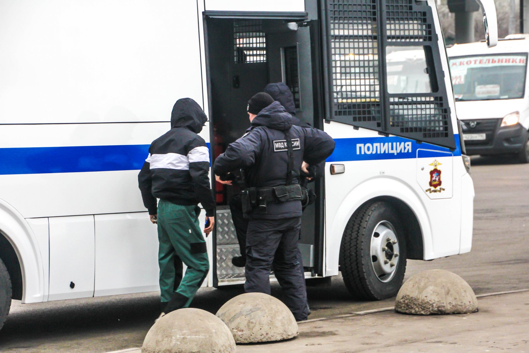 Полицейских из Балашихи заподозрили в фиктивной регистрации 1 500 мигрантов 