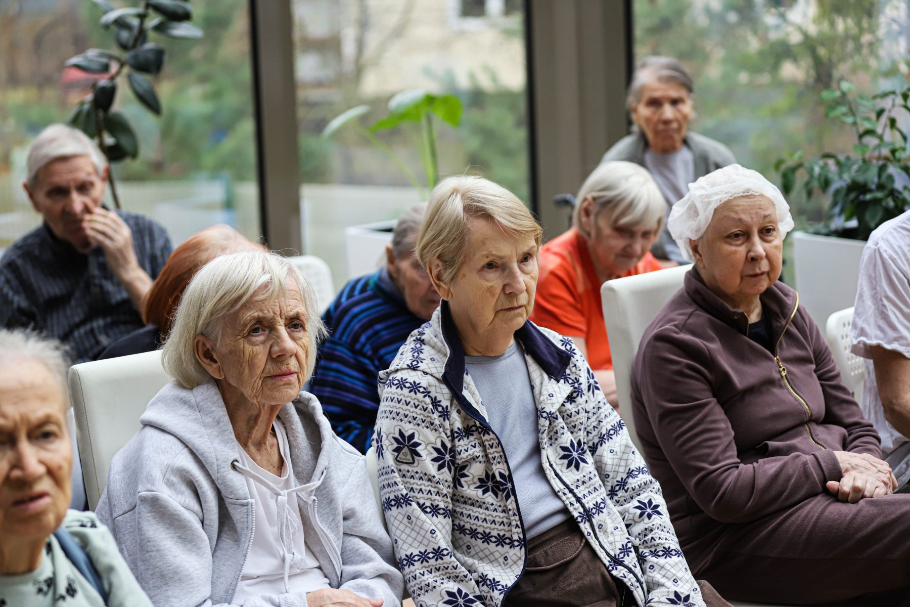 Более 644 тысяч пенсионеров Московского региона старше 80 лет получают повышенные выплаты
