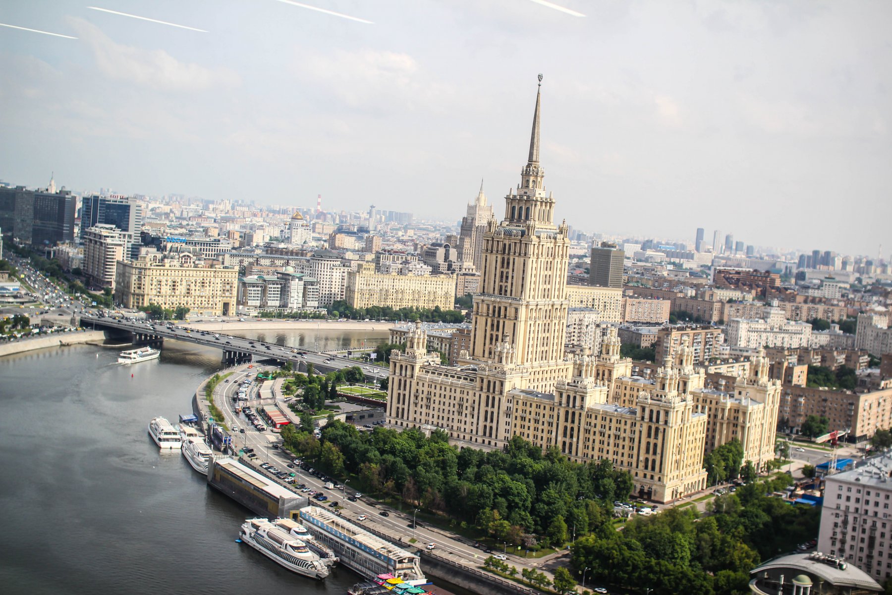 Опрос: москвичи не считают столицу одним из самых «зеленых» российских мегаполисов