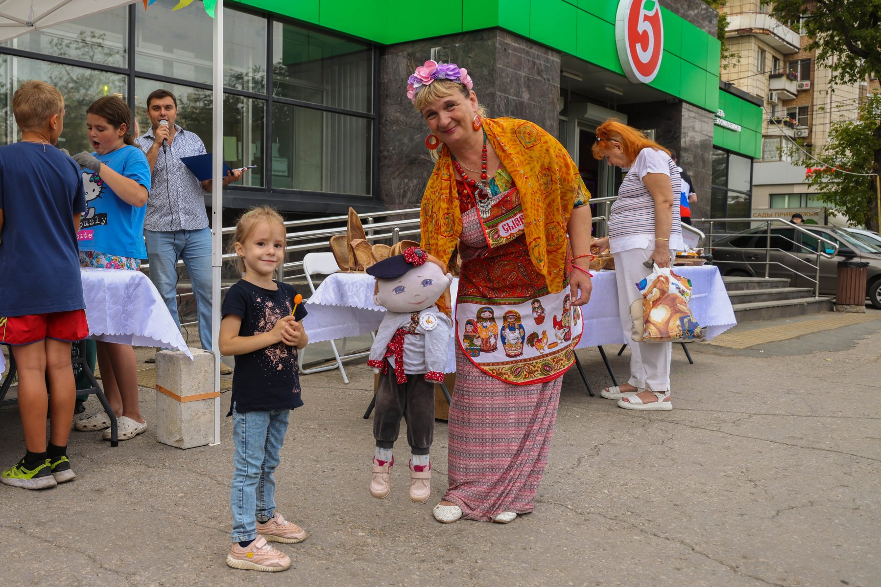 «Пятерочка» провела фестиваль народного промысла «Лето в деревне» в 11 регионах