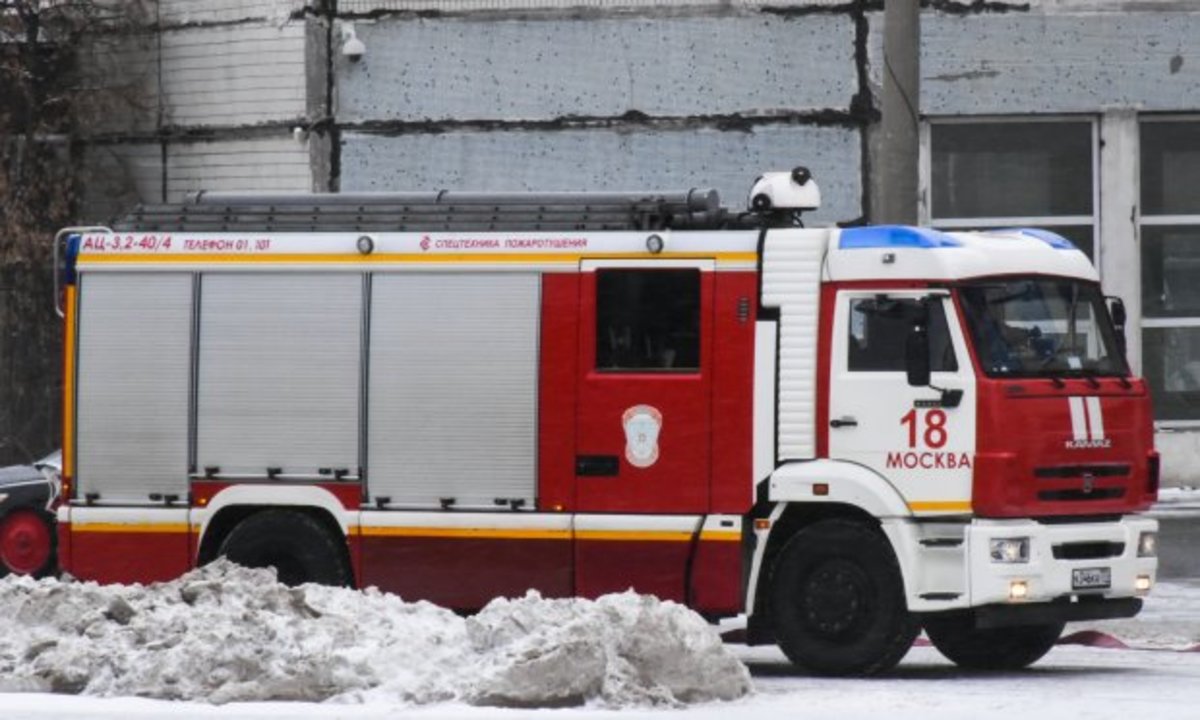 Возгорание в торговых павильонах на Коптевской улице в Москве ликвидировано
