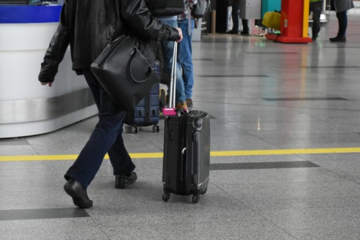 Прокуратура проверит, соблюдаются ли права пассажиров в аэропорту Шереметьево 
