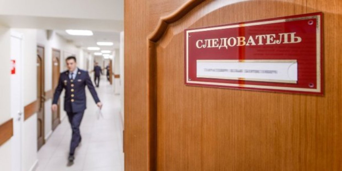 Федеральных чиновников задержали за выдачу документов нелегалам в Москве