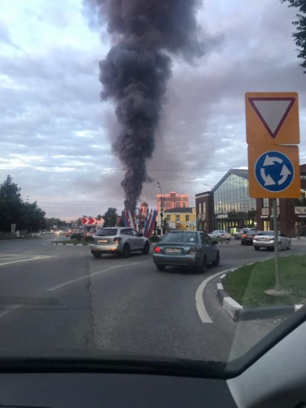 В Наро-Фоминске ликвидировали пожар на заводе пластмасс