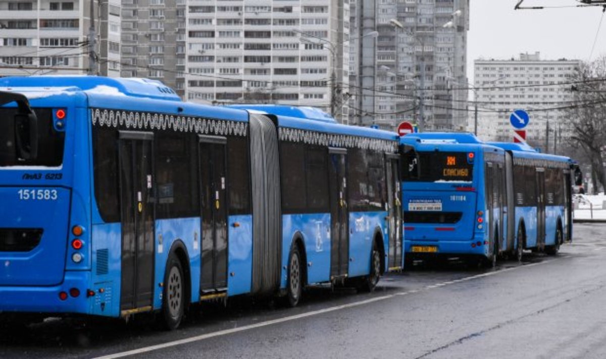 180 бесплатных автобусов будут работать в период закрытия станций Сокольнической линии метро 18-24 августа