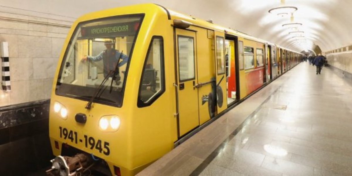 В метро запустили новый тематический поезд «Путь к Победе»