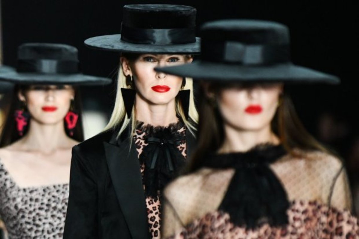 Неделя моды Mercedes-Benz Fashion Week уходит на карантин из-за коронавируса