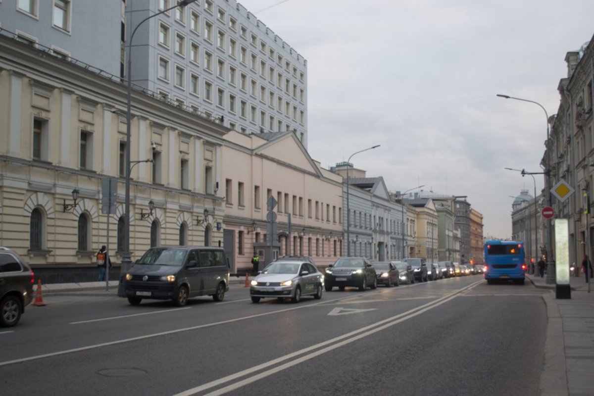 Москвичам рассказали о поездках на дачу 