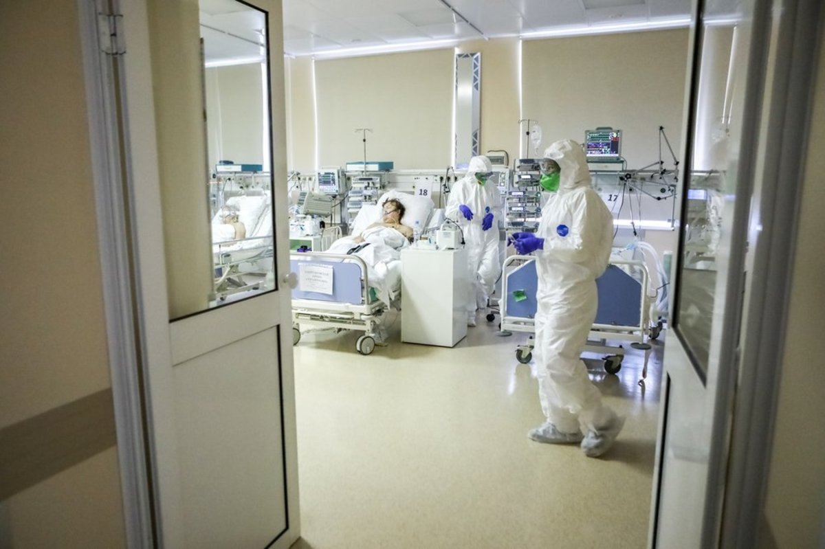 В Подмосковье за сутки выявлено 898 случаев заражения коронавирусом