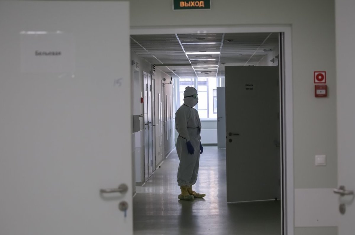 За сутки в России заболели коронавирусом менее 5 тысяч человек