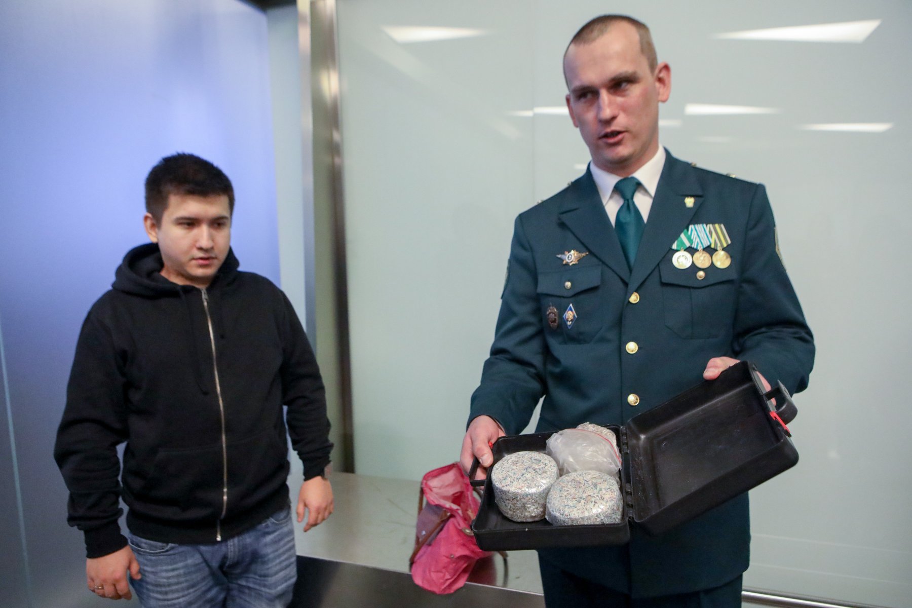 С начала года таможня Домодедово арестовала 1 тонну табака