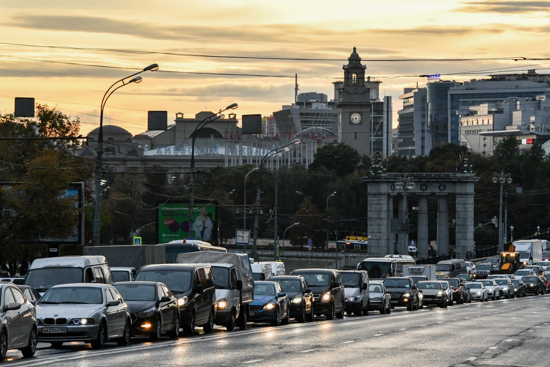 В Москве на дорогах многокилометровые пробки