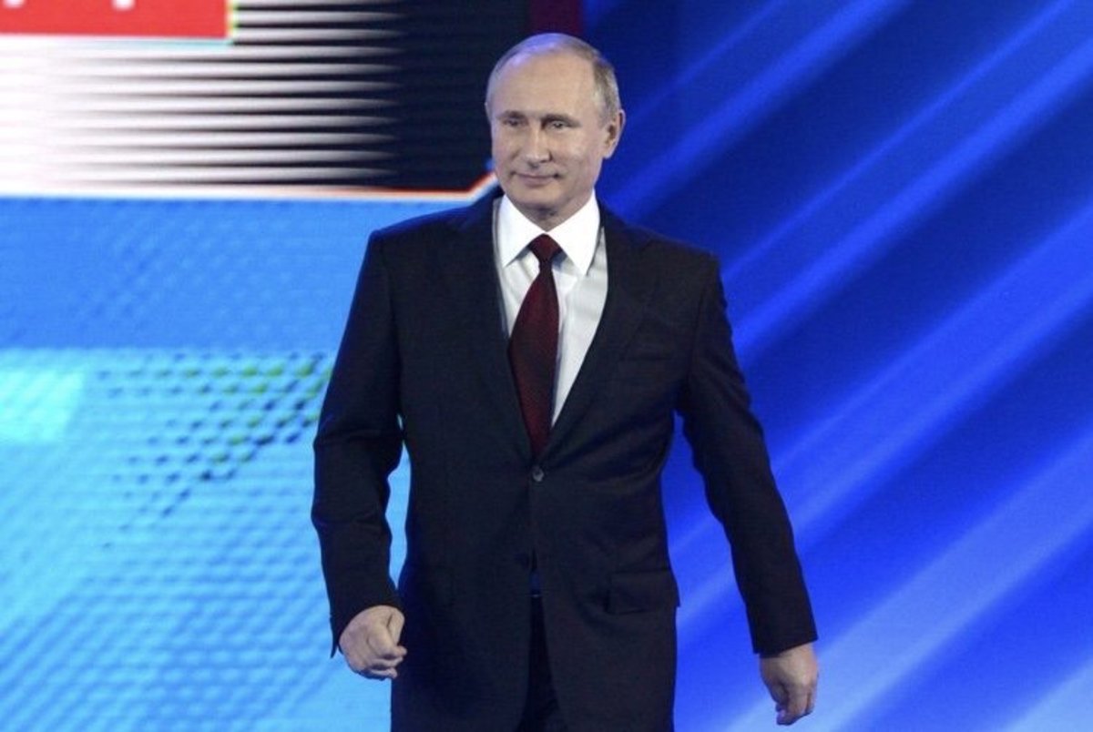 Владимиру Путину хотят вручить Нобелевскую премию
