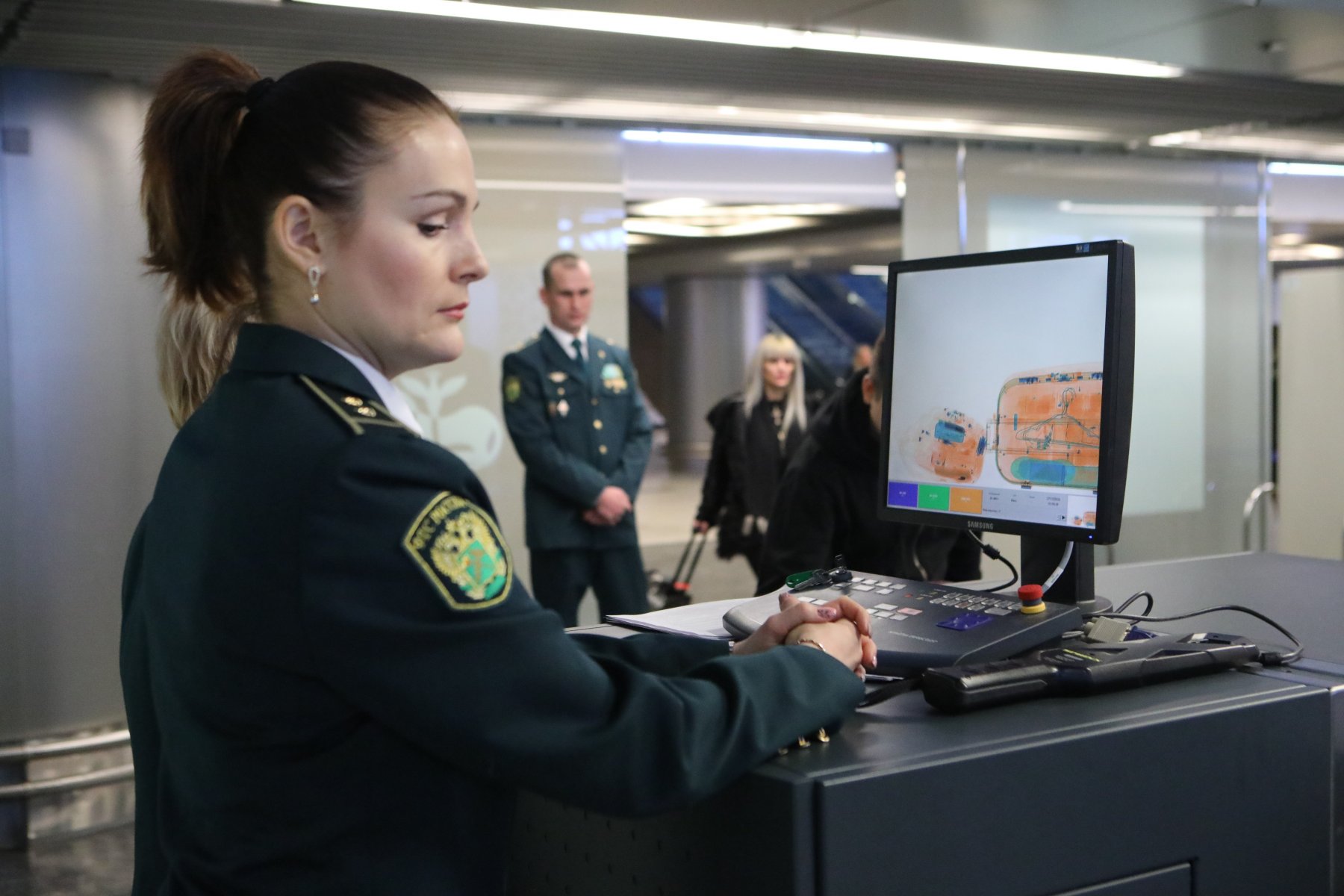 Таможенный аэропорт шереметьево. Таможня Шереметьево. Таможенный контроль в аэропорту Шереметьево. Шереметьево таможенная служба аэропорта. Таможенный пост Шереметьево.