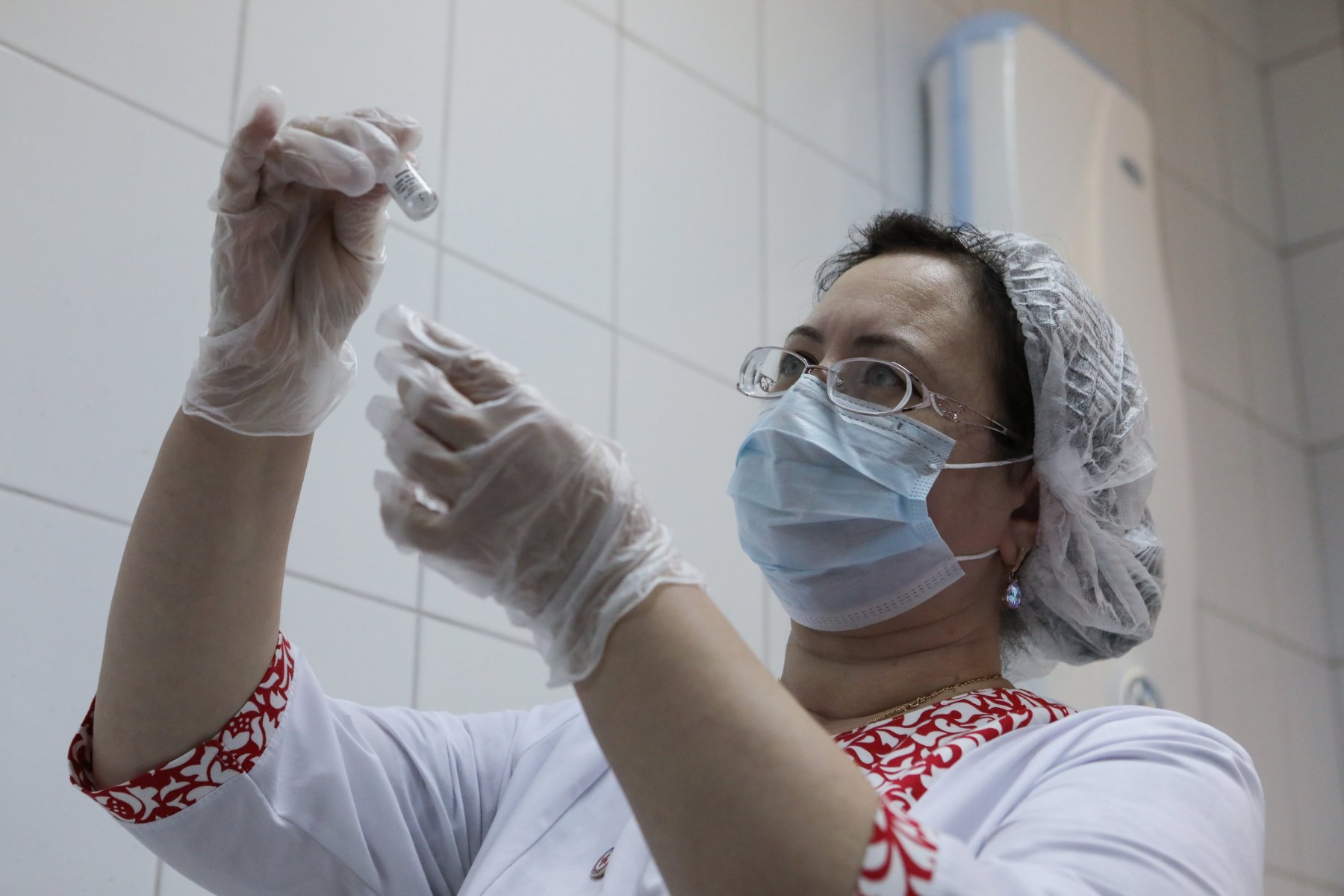 Порядка 70 тысяч человек привились от гриппа в мобильных мед.комплексах Московской области