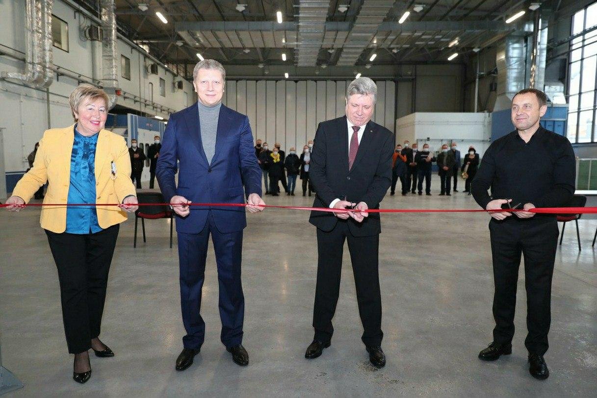 Андрей Иванов открыл новый цех «121 авиационного ремонтного завода» в Старом Городке