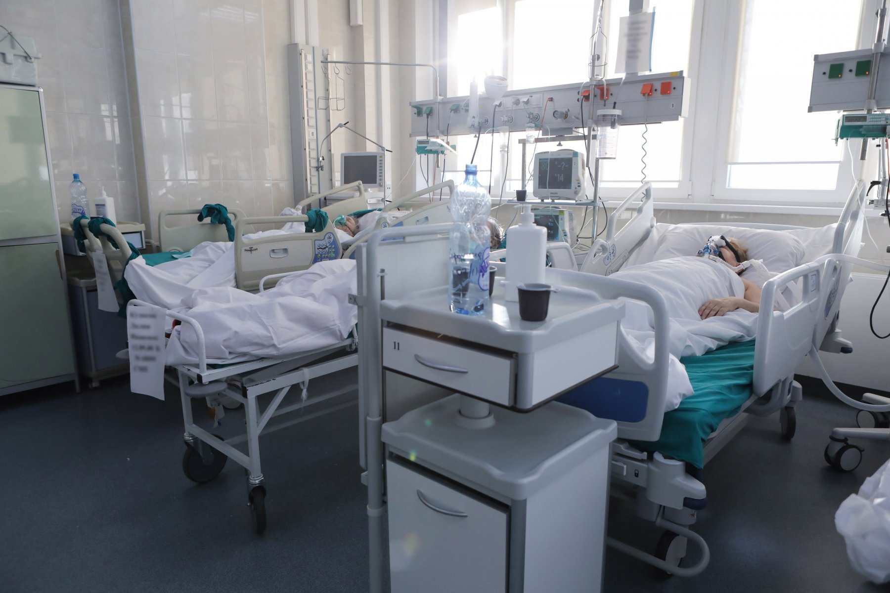 В России зафиксировано более 18,2 тысяч новых случаев коронавируса 