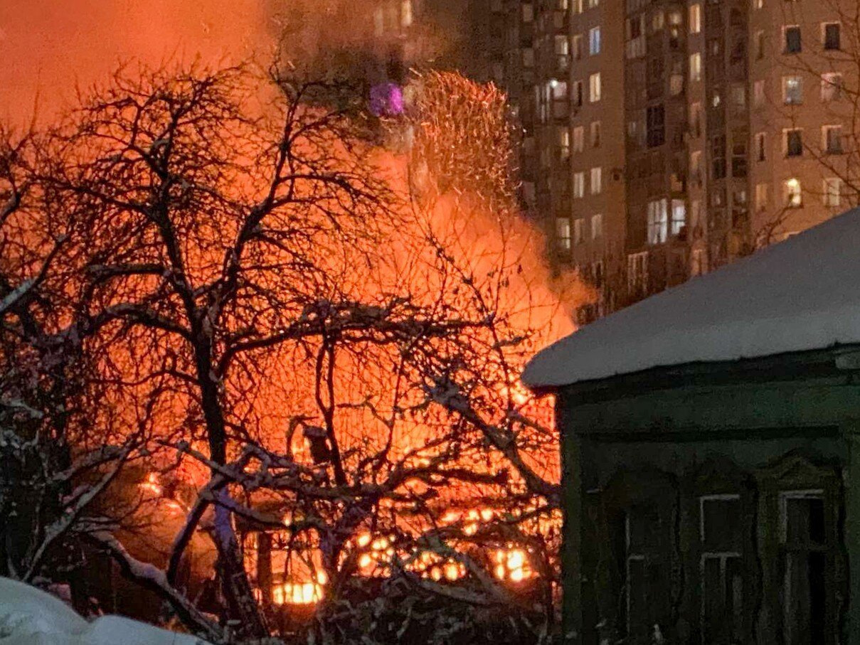 В Подольске в результате возгорания в жилом доме пострадало несколько человек