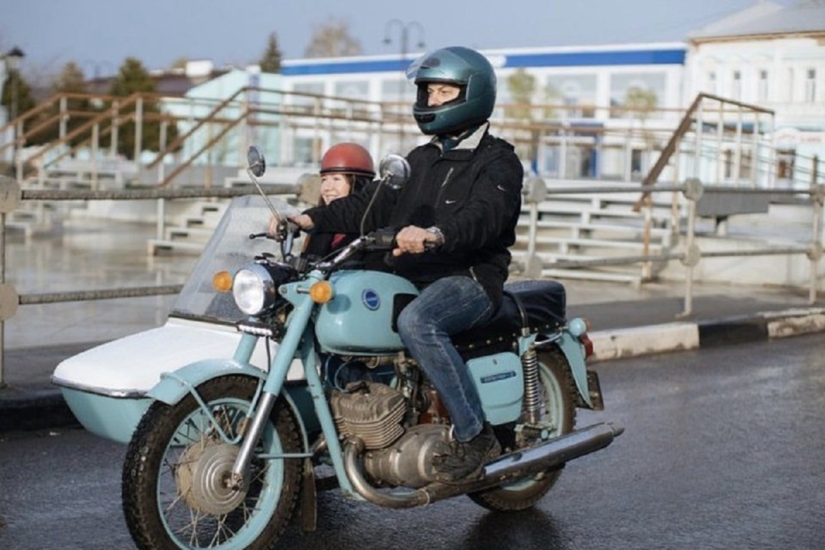 В Коломне запустили экскурсии на советском мотоцикле