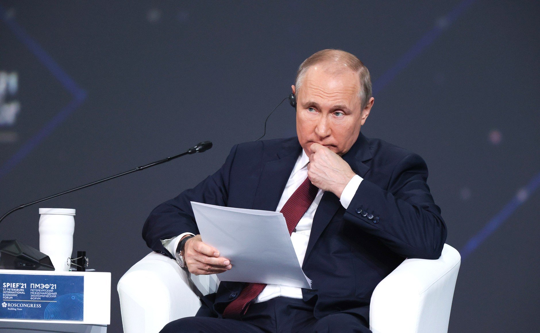 Путин отменил НДС для некоторых представителей ресторанного бизнеса