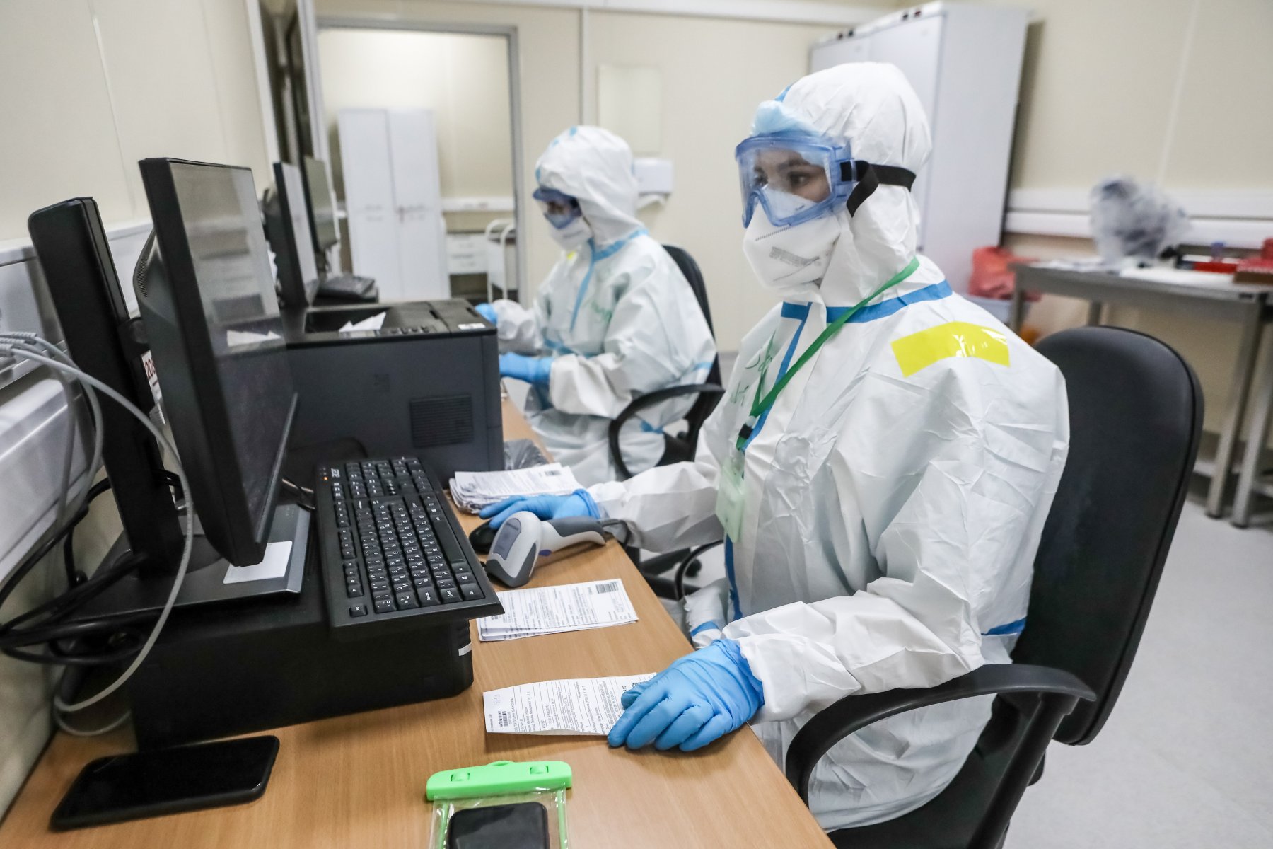 В Подмосковье зафиксировано свыше 1,2 тысяч новых случаев коронавируса 
