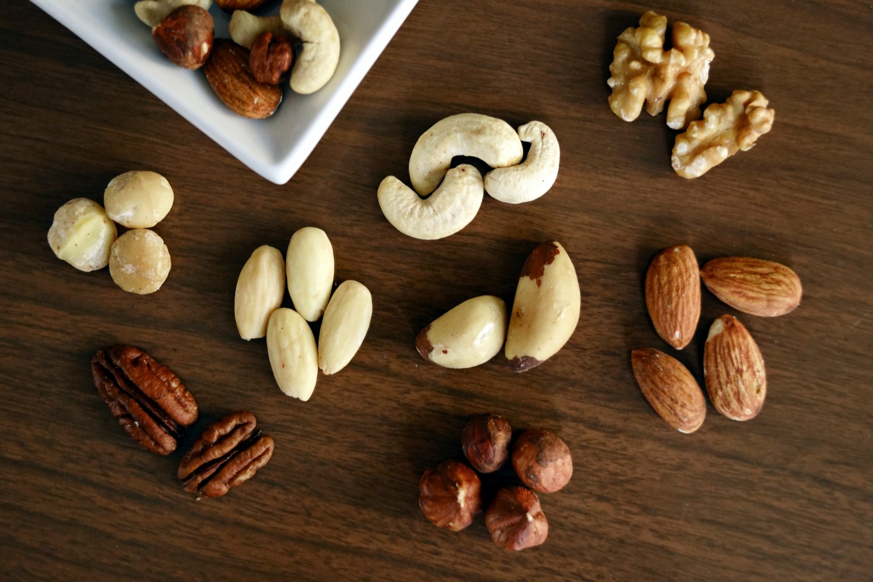 Ученые напомнили о пользе орехов для здоровья