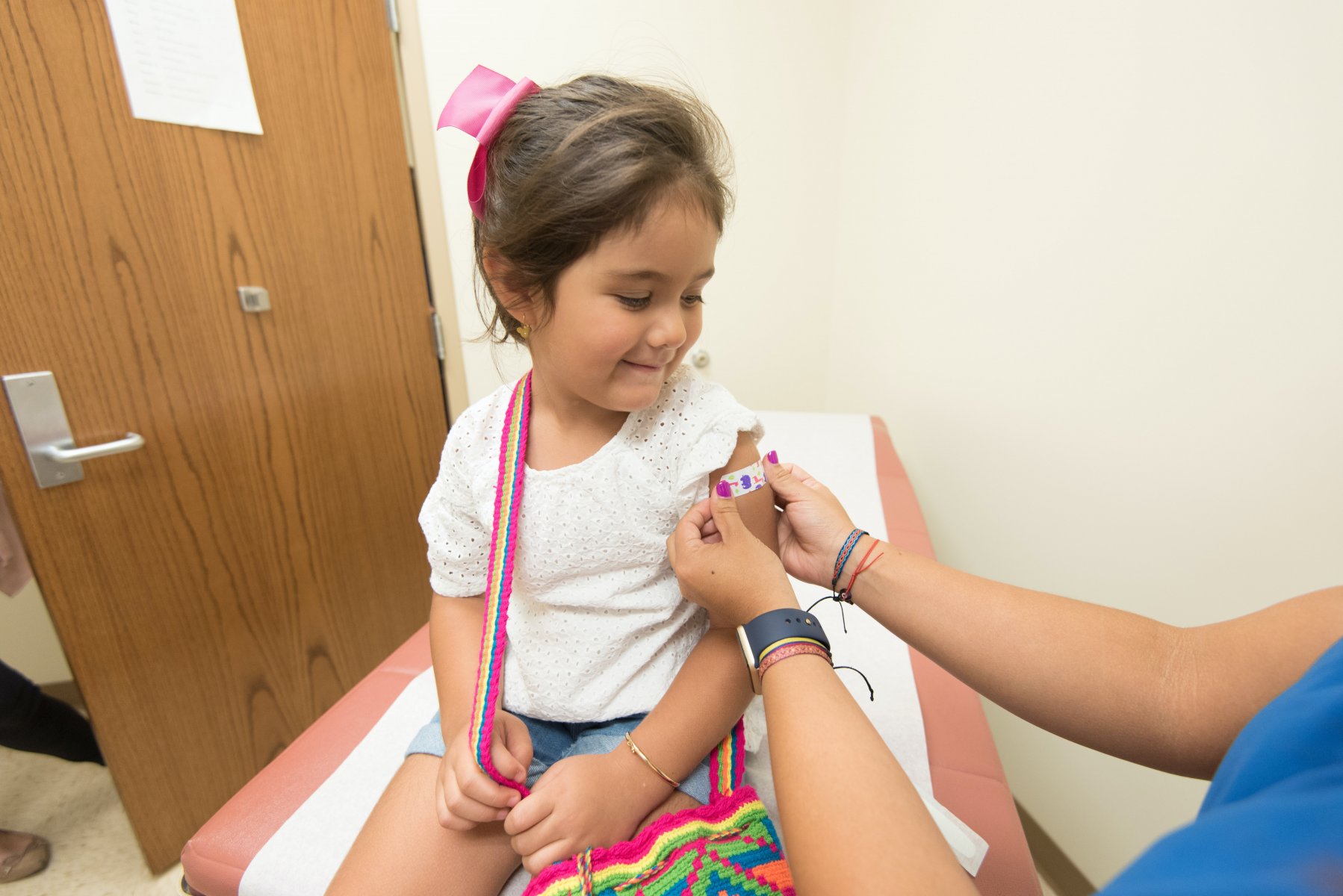 Pfizer просит США разрешить вакцины против COVID-19 для детей 