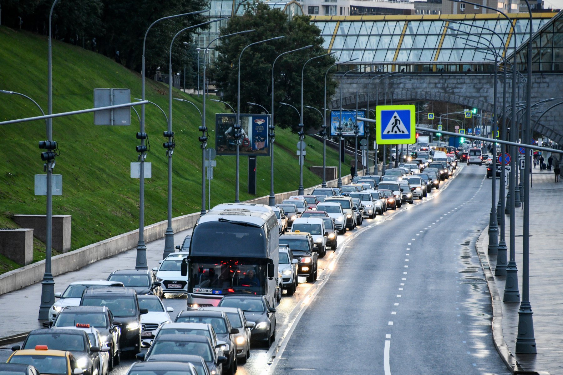 В новой Москве тестируют датчики для борьбы с заторами 