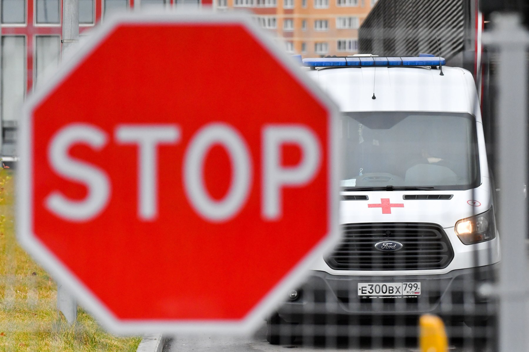 На Щёлковском шоссе мусоровоз сбил 85-летнюю женщину
