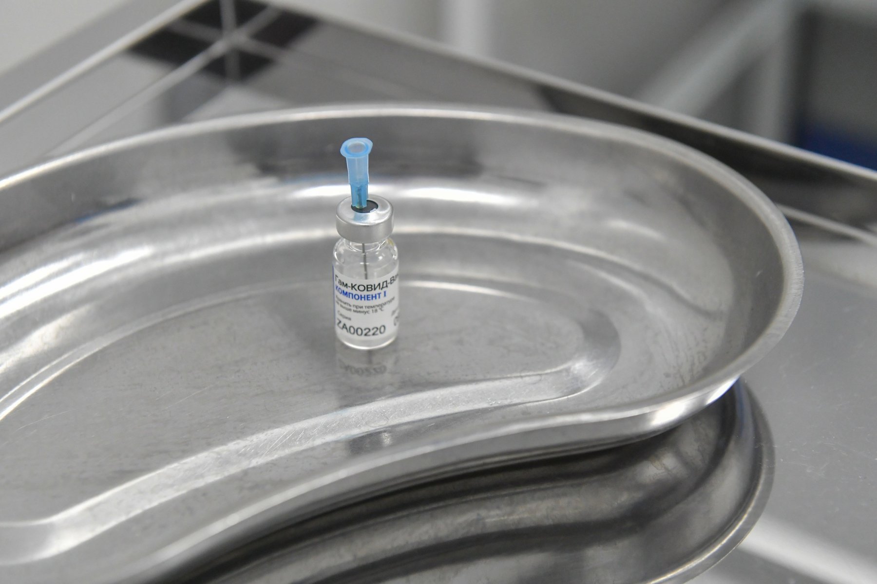 BioNTech сообщила, что создаст вакцину против омикрон-штамма коронавируса за 100 дней