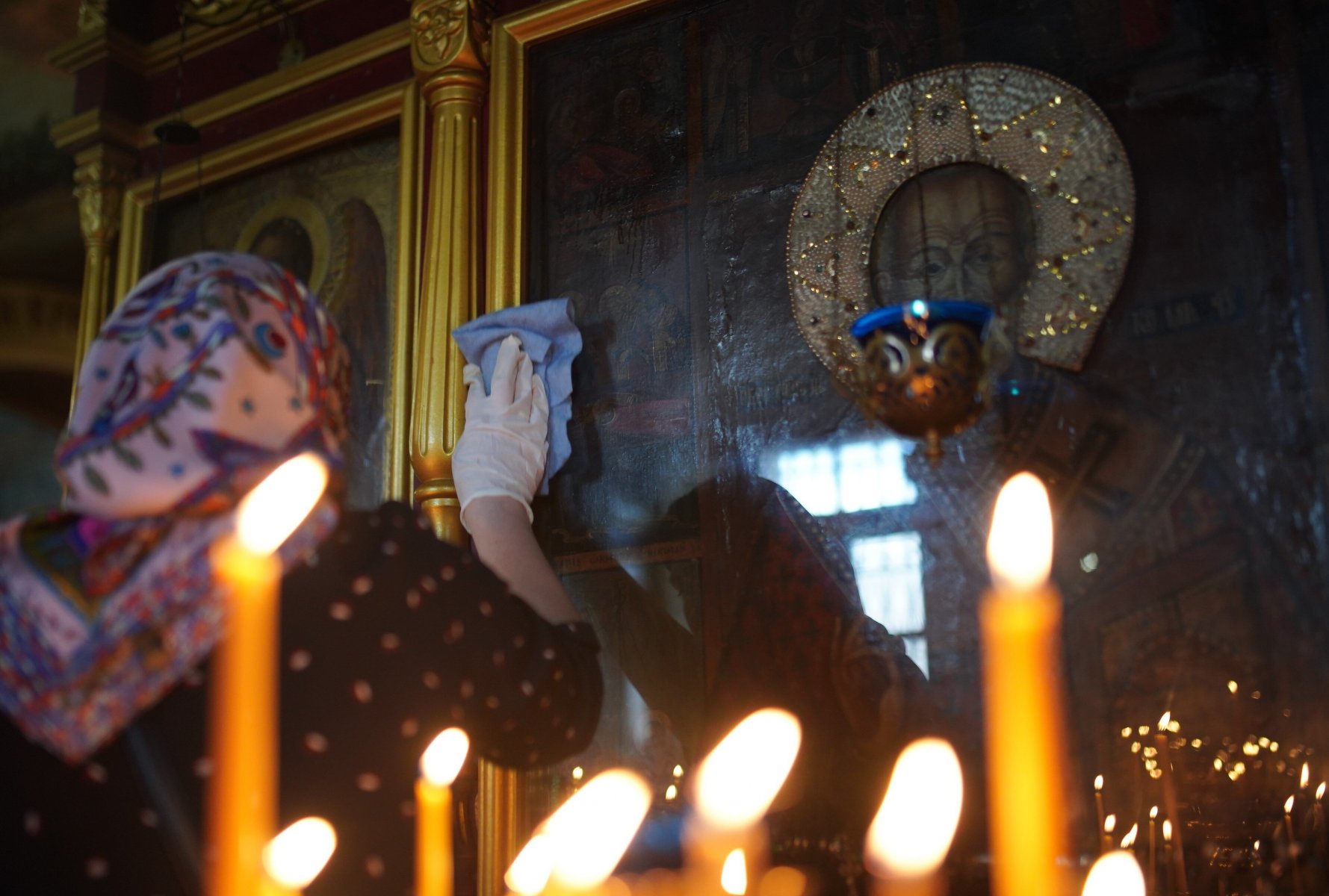 В Москве задержали трех подозреваемых в хищении пожертвований из храма