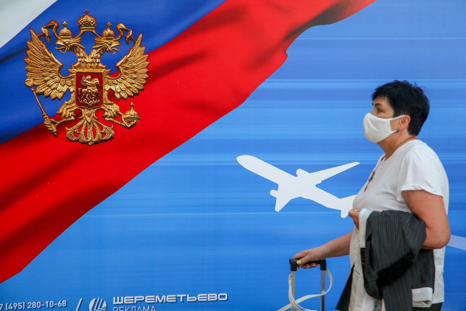 В московских аэропортах возникла угроза теракта