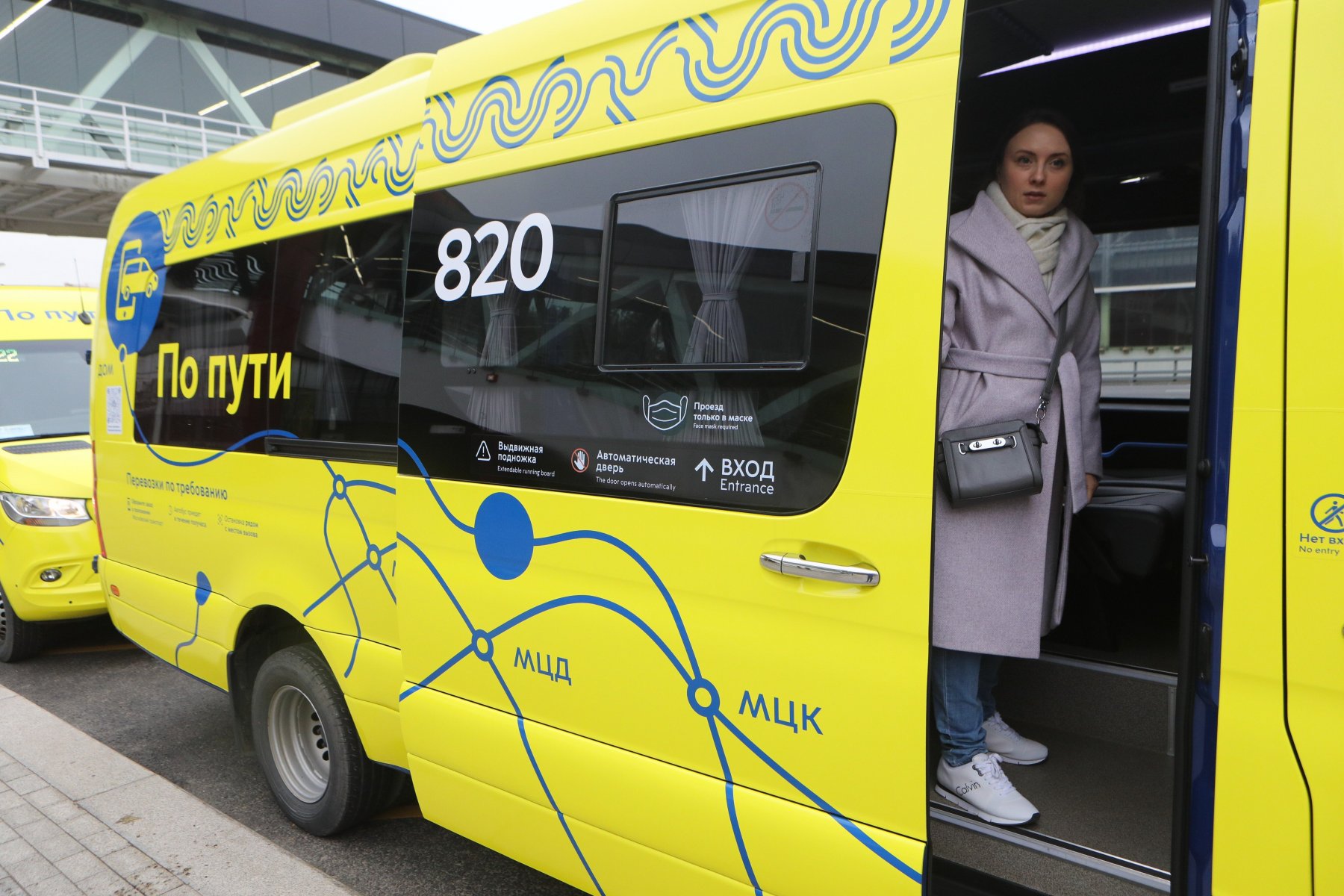 Сервисом вызова автобусов «По пути» воспользовались 90 тысяч жителей ТиНАО