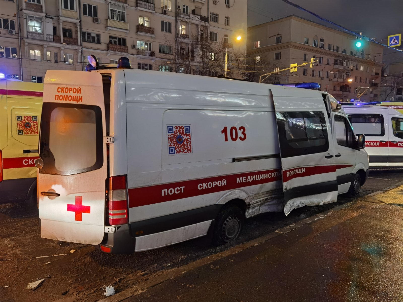 В Москве при столкновении скорой и трамвая погибла женщина