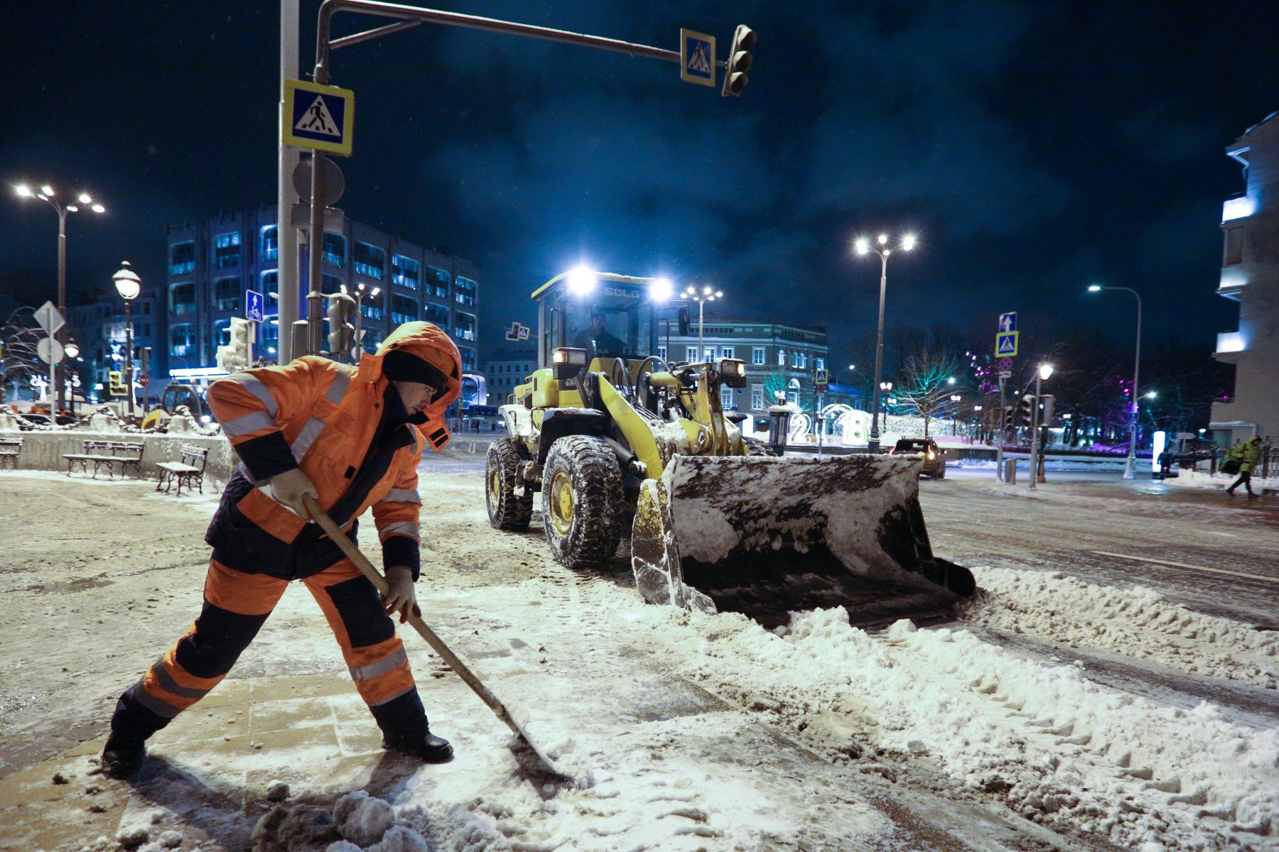 Городские службы Москвы работают в режиме повышенной готовности из-за возможной непогоды