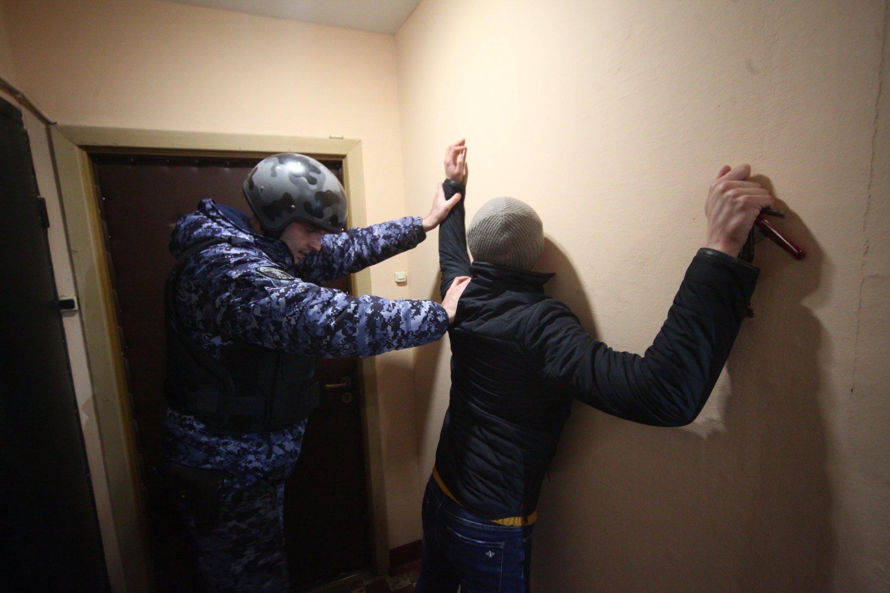 В Подмосковье задержан подозреваемый в попытке похищения денег у полицейского