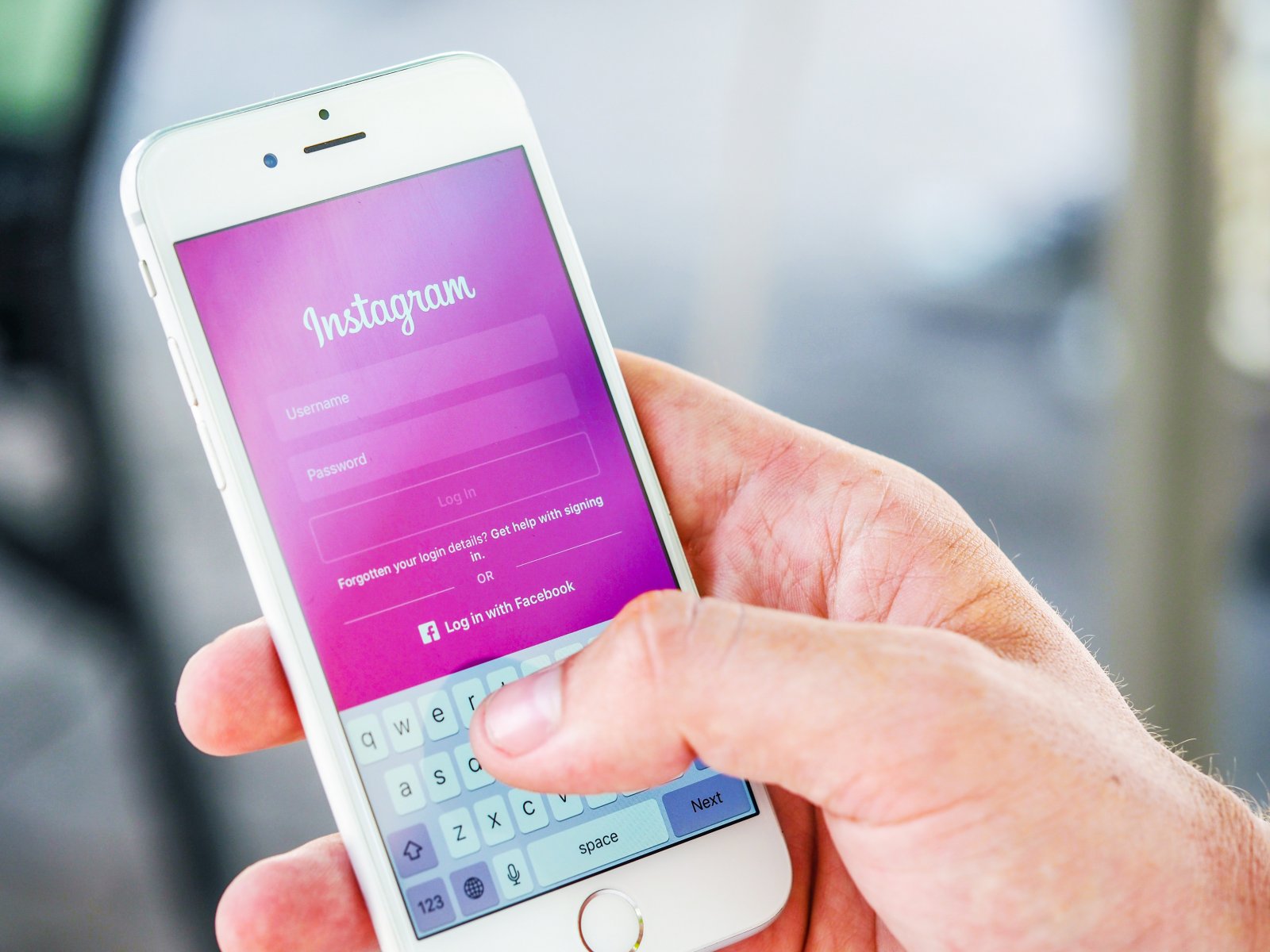 Иностранные пользователи Instagram запустили флешмоб с призывом бойкотировать Meta  