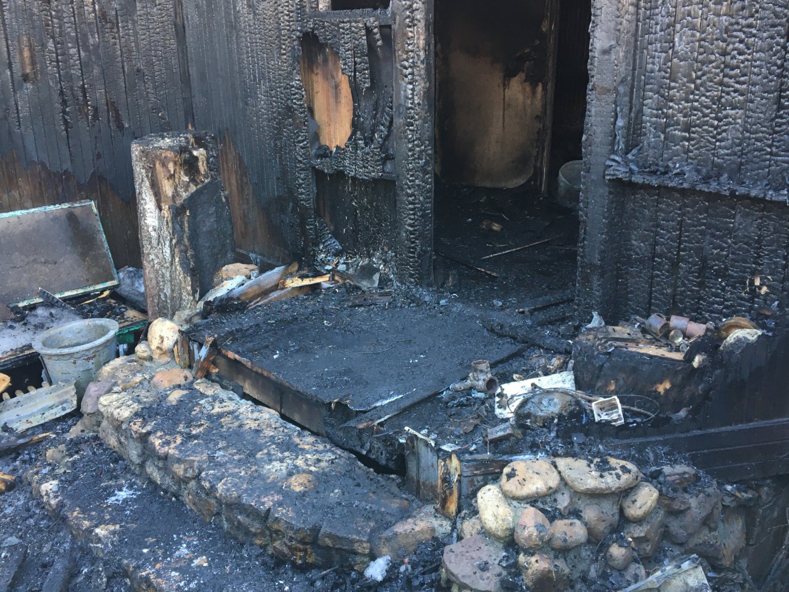 В Павловском Посаде на переулке Герцена сгорел дом 