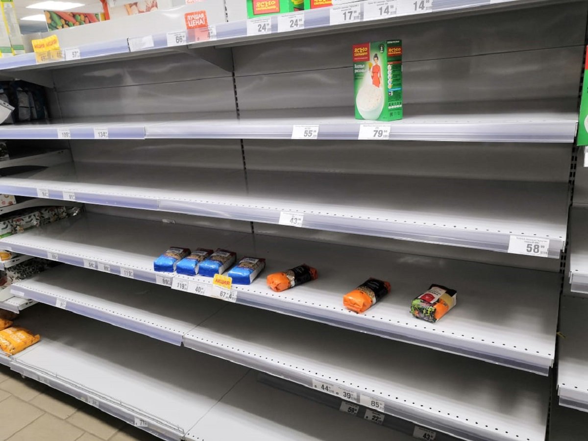 Россиянам посоветовали успокоиться и не создавать «продуктовую панику»